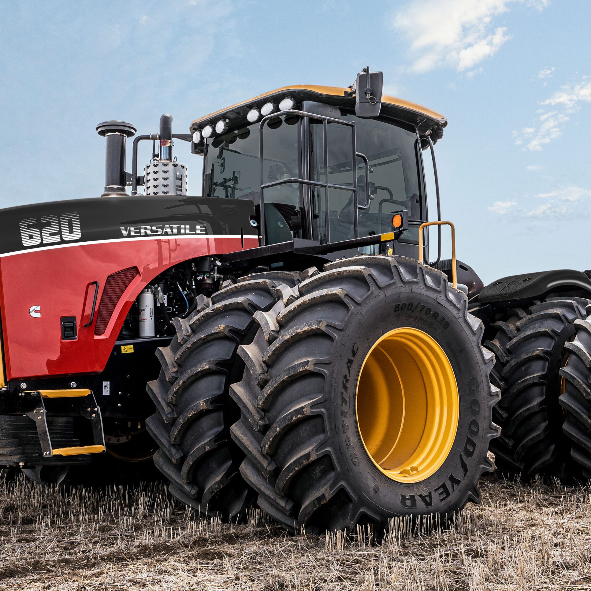 Versatile viert 60 jaar trekkerproductie met jubileumtrekkers | LandbouwMechanisatie Versatile viert 60 jaar trekkerproductie met jubileumtrekkers | LandbouwMechanisatie