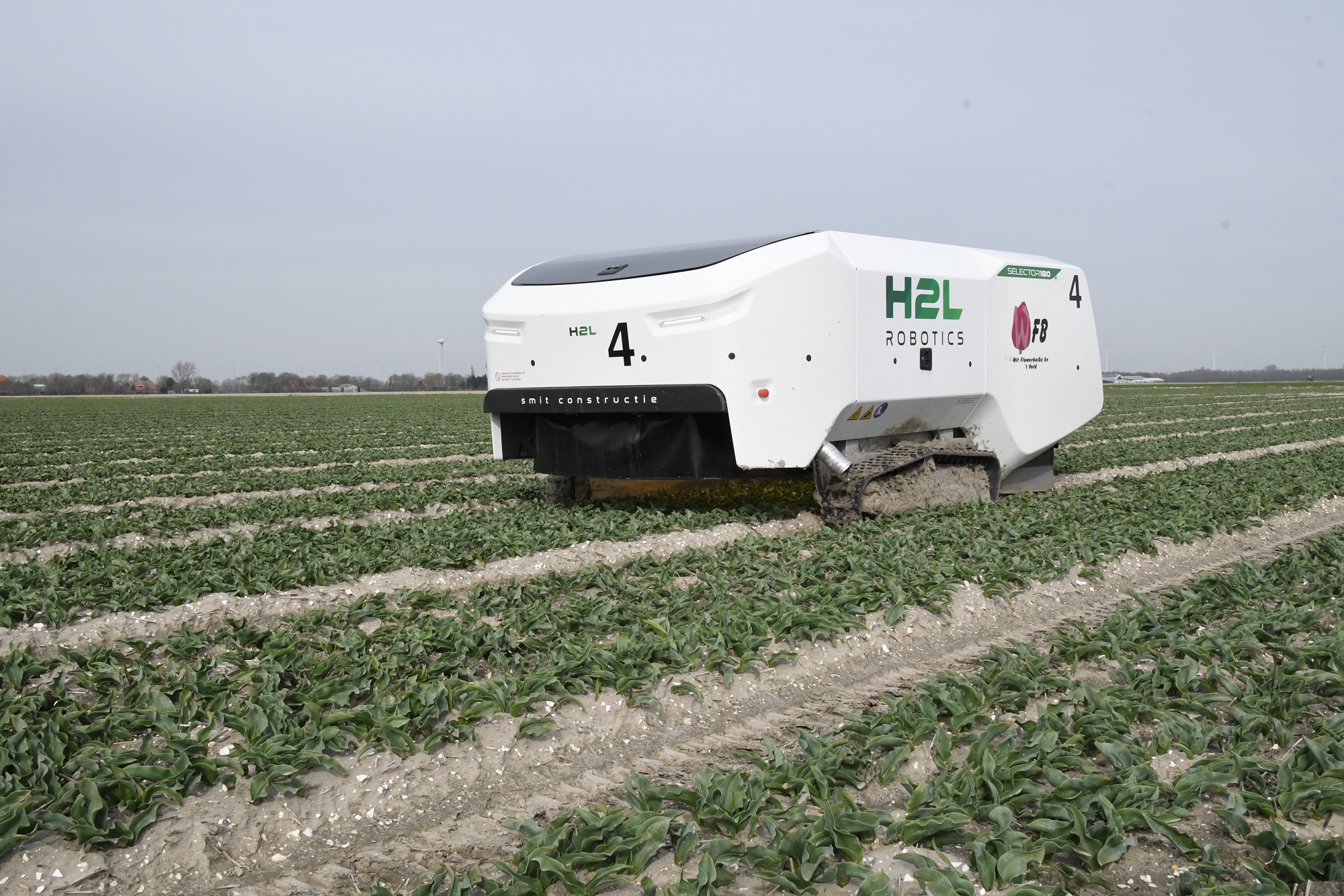 VIDEO: H2L Selector 180 bespuit automatisch zieke tulpen | LandbouwMechanisatie