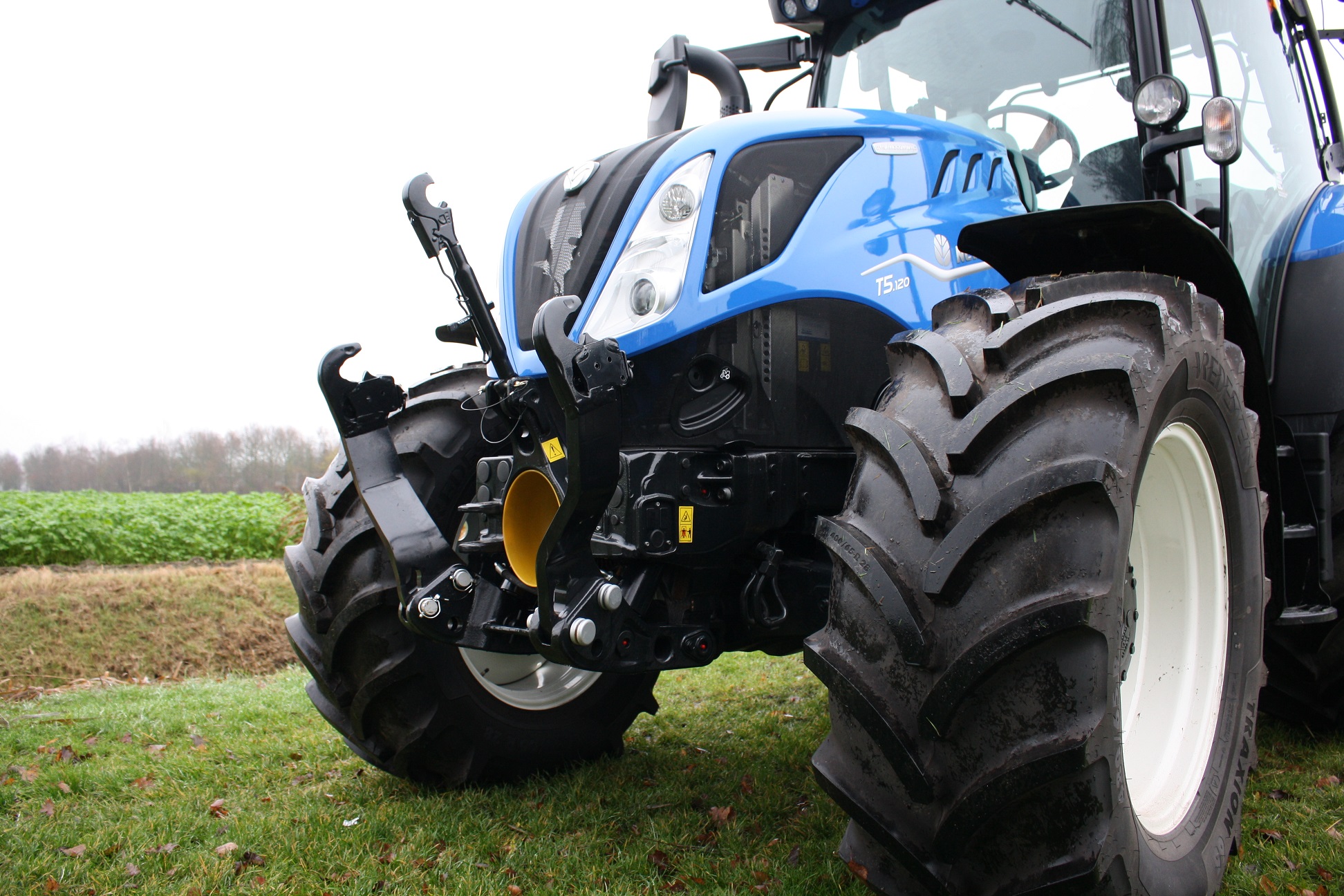 Zuidberg PTO geïntegreerd in fronthef | LandbouwMechanisatie
