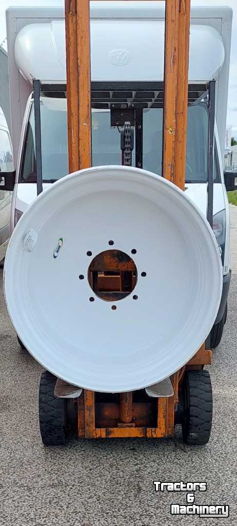 Wielen, Banden, Velgen & Afstandsringen  TW27X32 VW RG 221-275 8/G ET +25 24 Cil