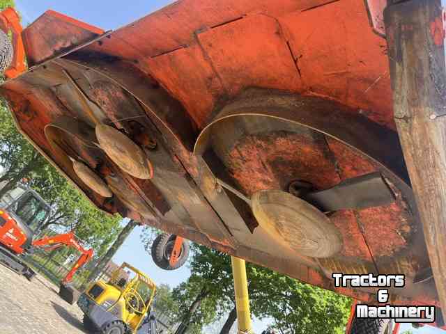 Weidebloter Perfect LB-245 front