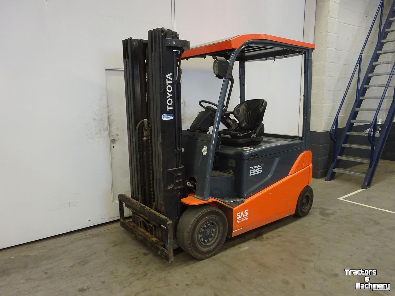 Heftruck Toyota 8FBMT25