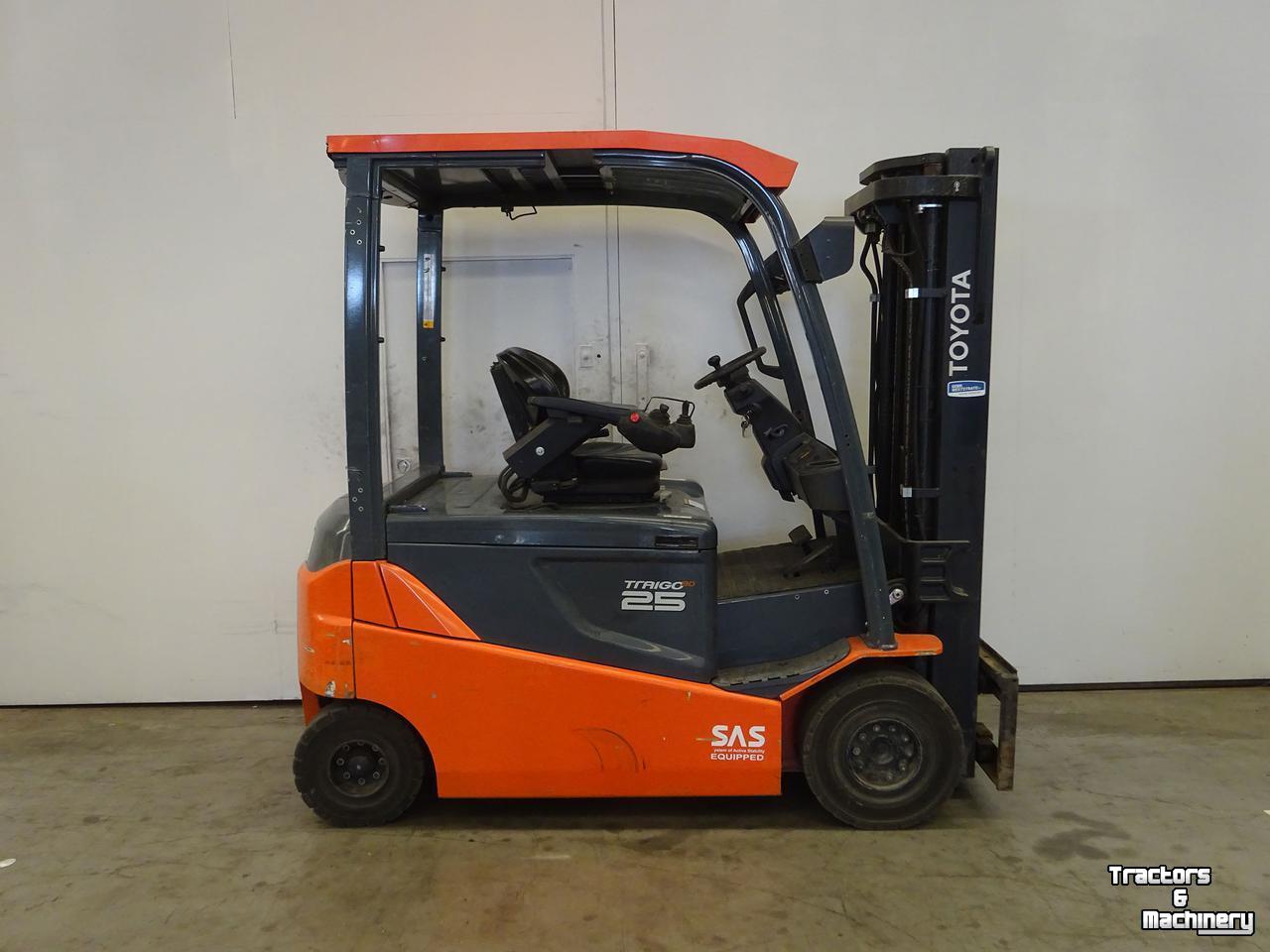 Heftruck Toyota 8FBMT25
