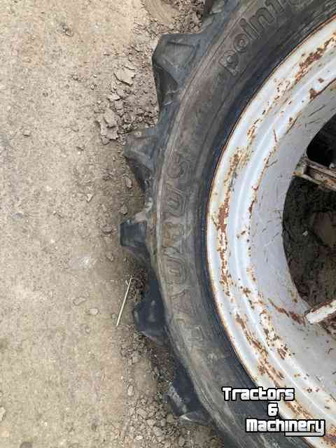 Wielen, Banden, Velgen & Afstandsringen Taurus 11.2 r 24