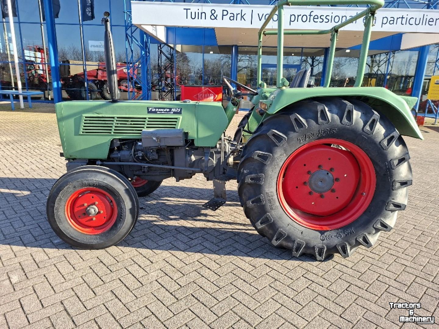 Smalspoor tractor Fendt 102S