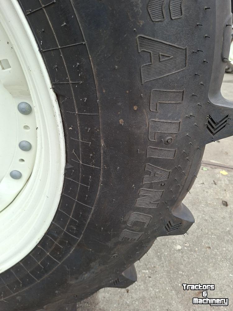 Wielen, Banden, Velgen & Afstandsringen Alliance 480/70R38