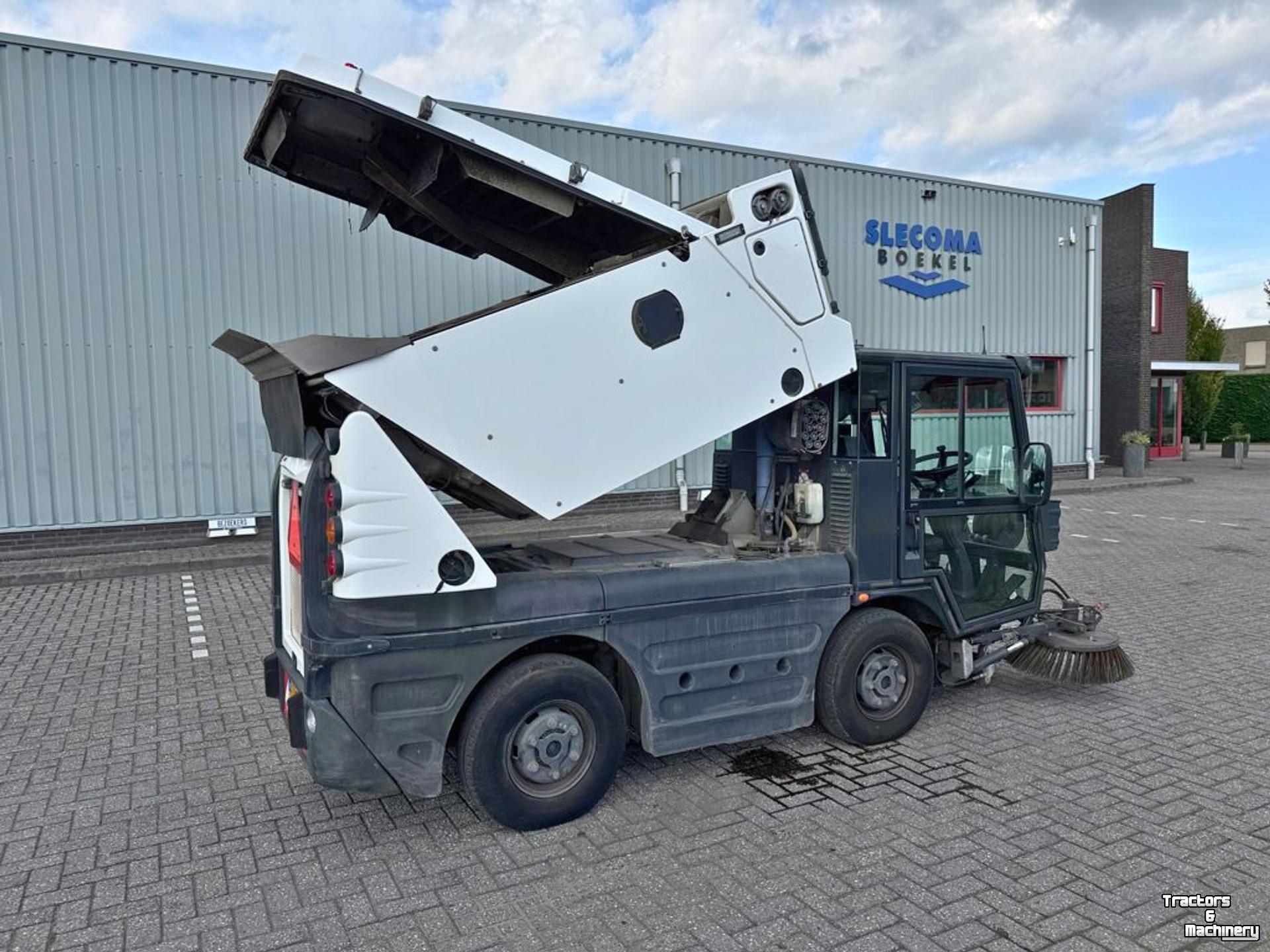 Veegmachine Schmidt Compact 200 Sweeper/Veegmachine