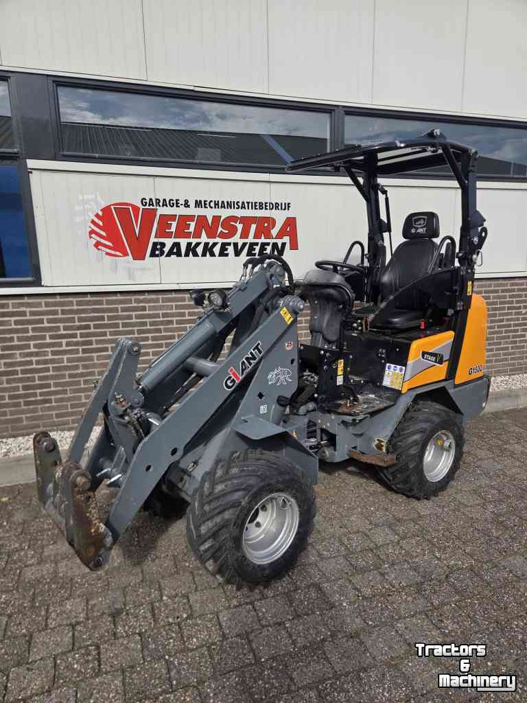 Shovel / Wiellader / Kniklader Giant G1500
