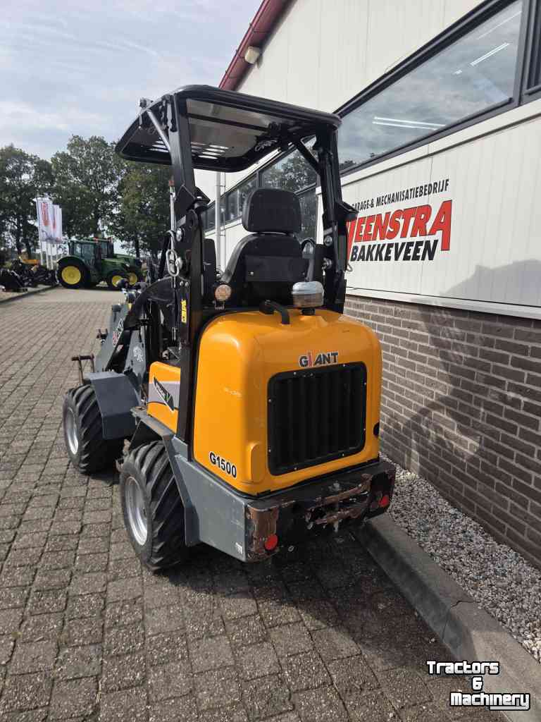 Shovel / Wiellader / Kniklader Giant G1500