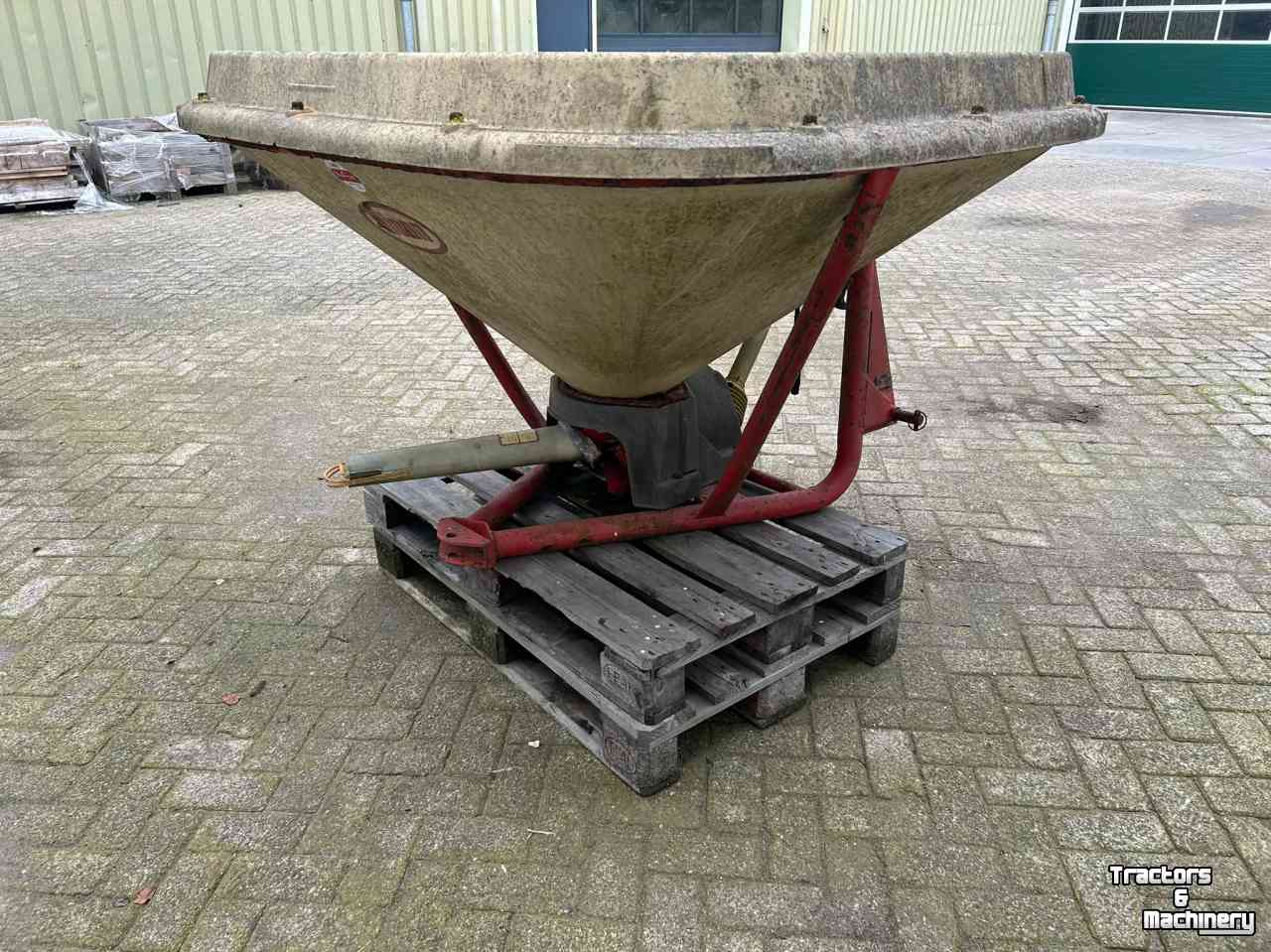 Kunstmeststrooier Vicon Pendelstrooier