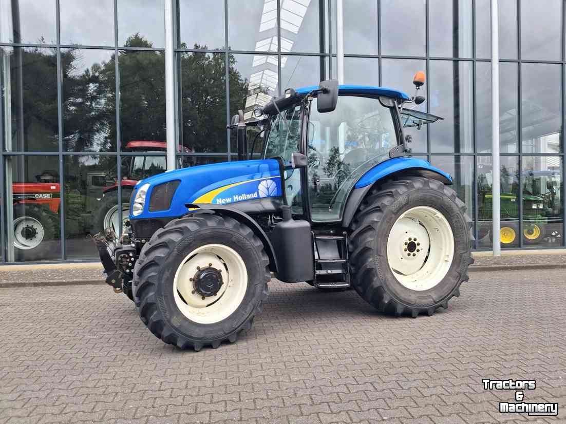 Tractor / Trekker New Holland T6030 + fronthef