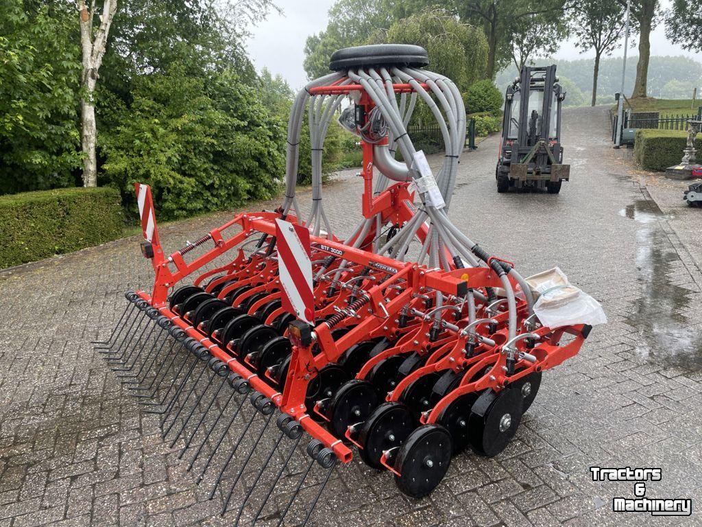 Zaaimachine Kuhn ZAAIMACHINE VENTA TYPE BTF3000 24DD