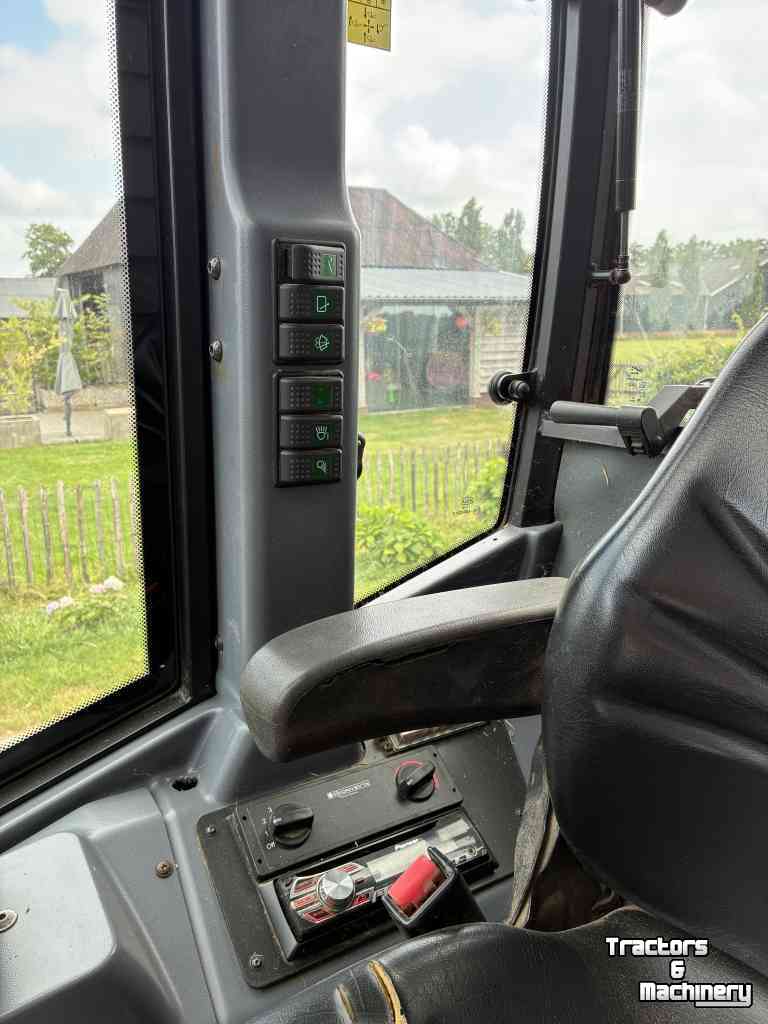 Shovel / Wiellader / Kniklader Schäffer 5680Z