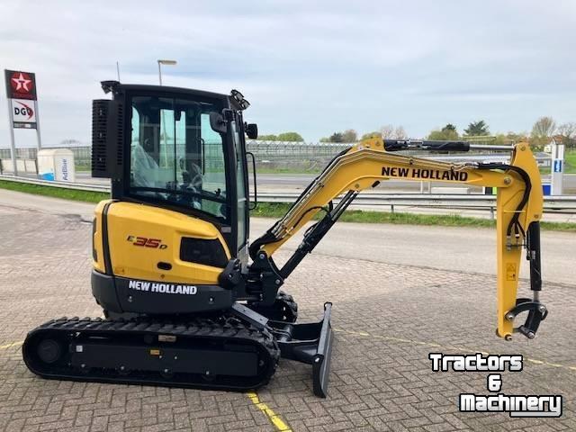 Mini-graver / Mini-graafmachine New Holland E35D