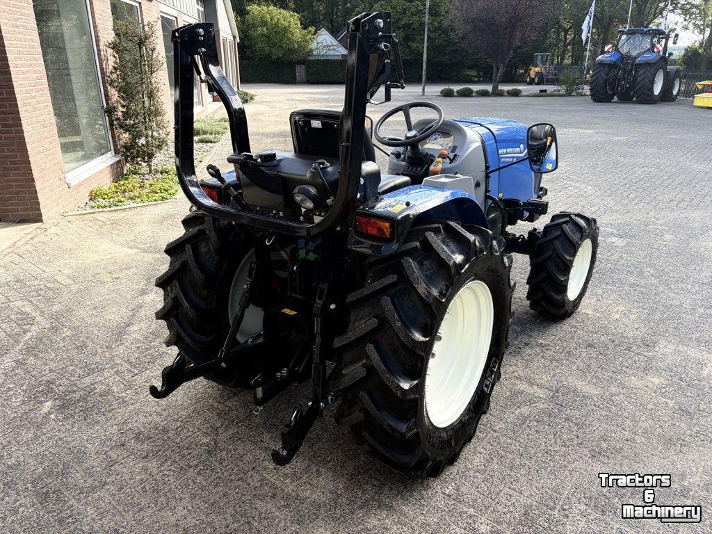 Smalspoor tractor New Holland Boomer 45