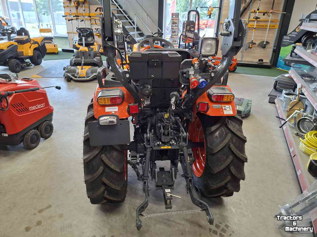 Compact tractor Kubota EK1-221