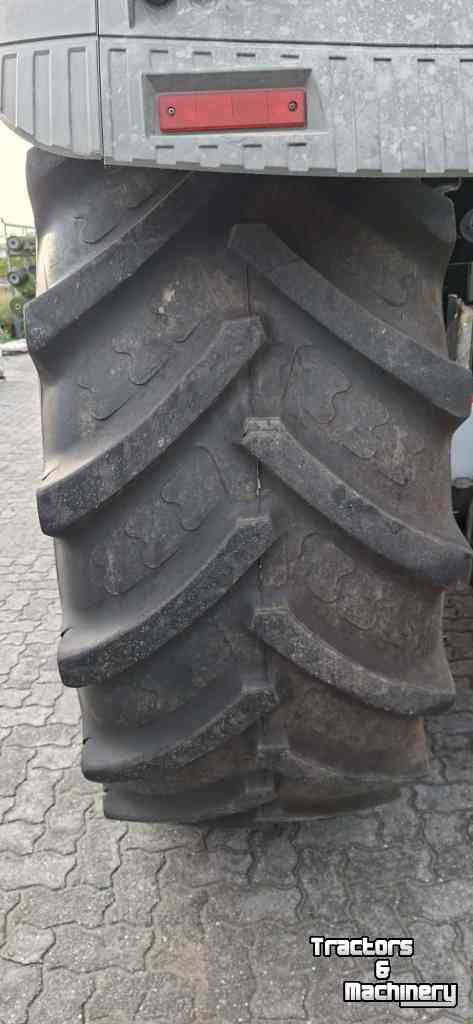 Wielen, Banden, Velgen & Afstandsringen BKT 710/70R42