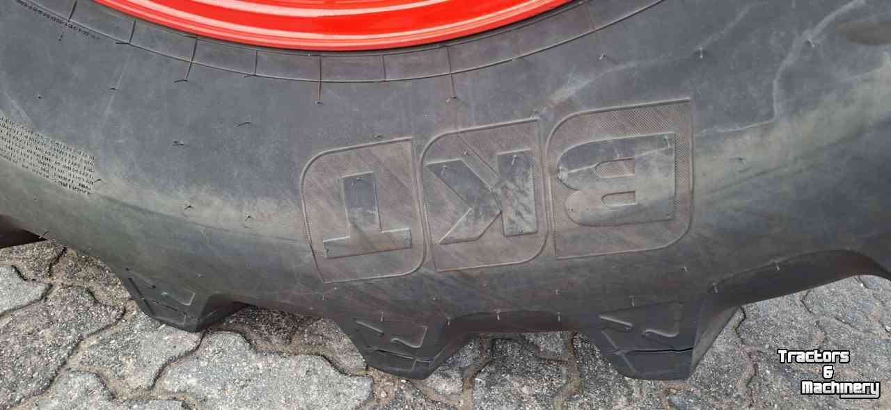 Wielen, Banden, Velgen & Afstandsringen BKT 710/70R42