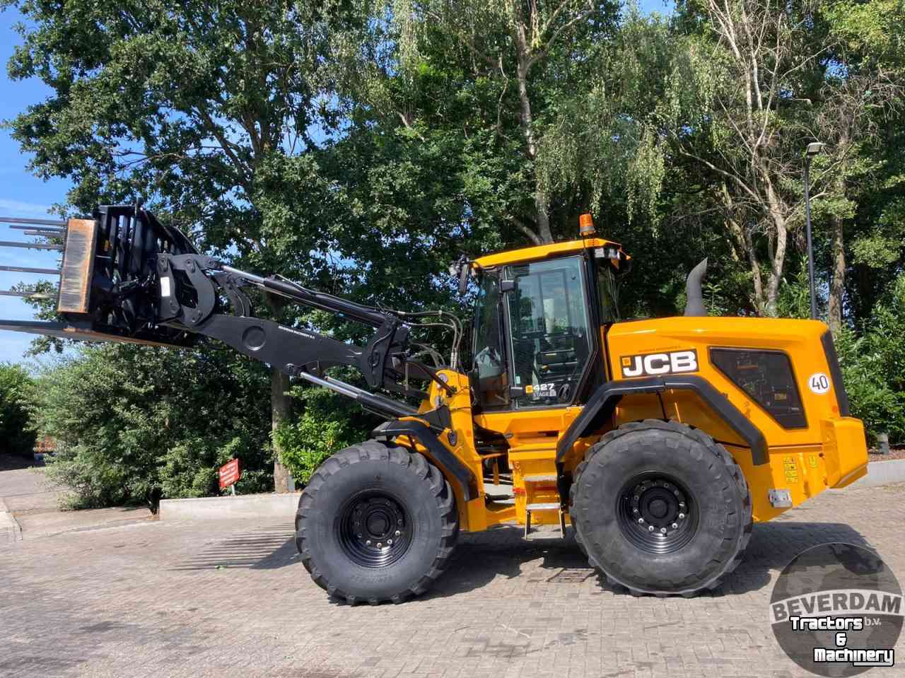 Shovel / Wiellader / Kniklader JCB 427 STAGE V AGRI