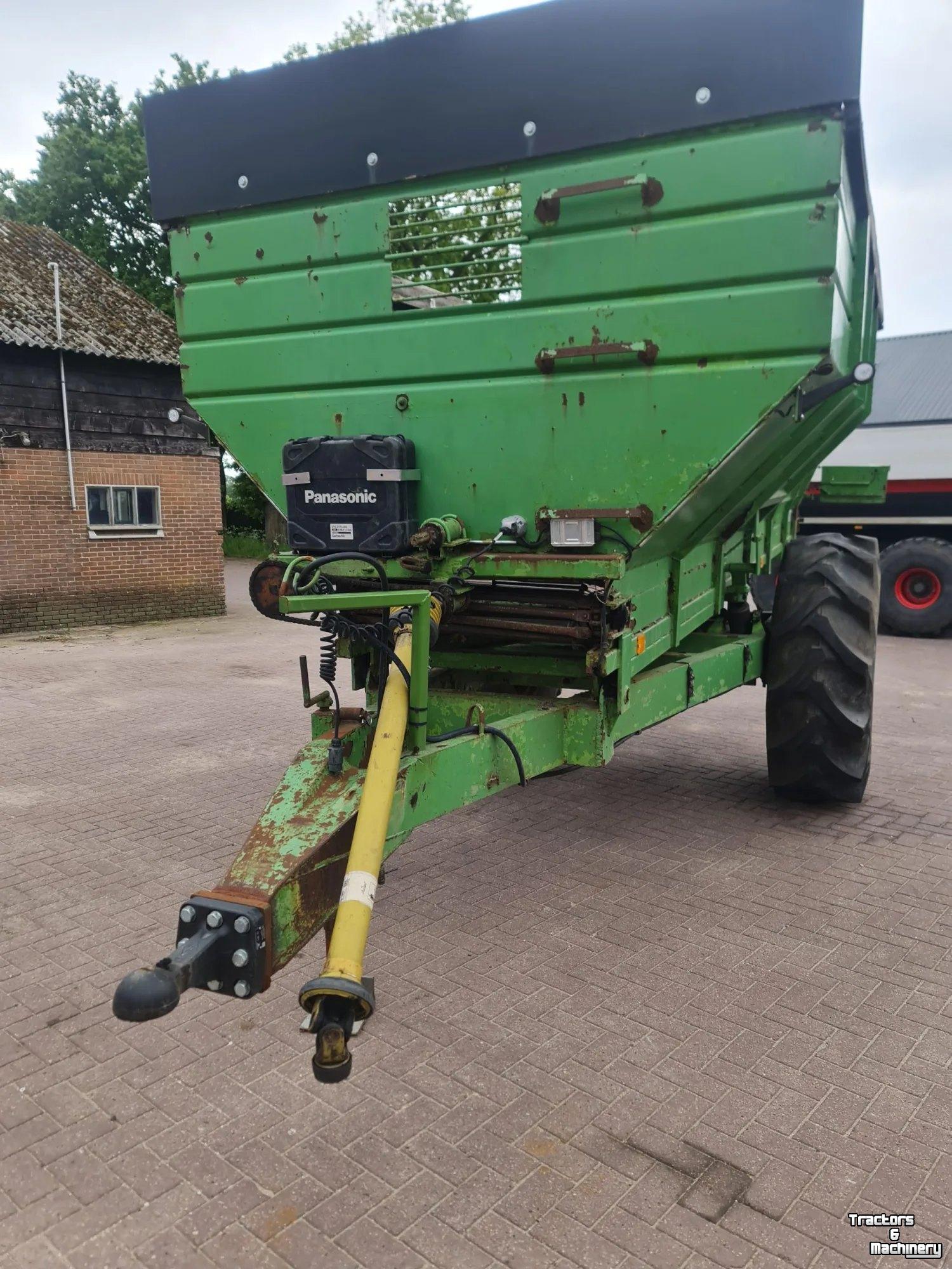 Opraapwagen AVR OVERLAADWAGEN