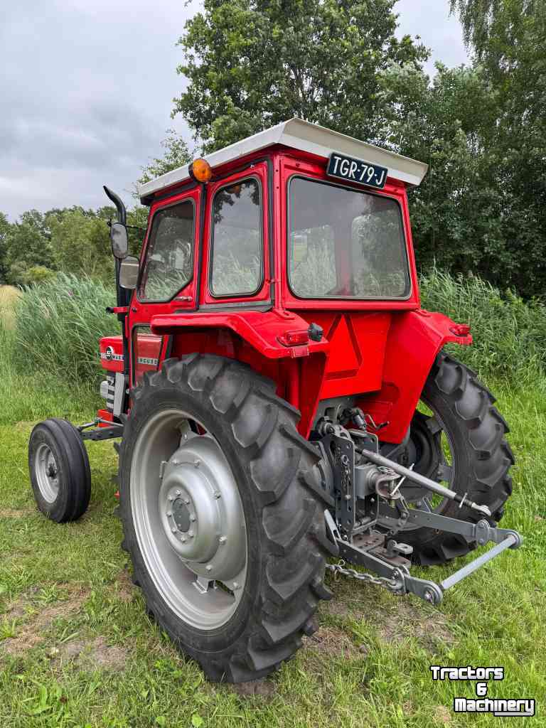 Tractor / Trekker Massey Ferguson 155 2WD Tractoren