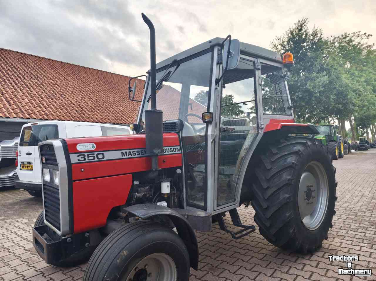 Tractor / Trekker Massey Ferguson 350