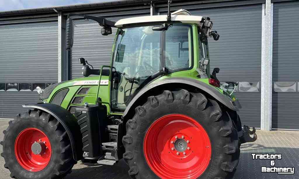 Traktoren Fendt 514 S4 Profi Plus tractor