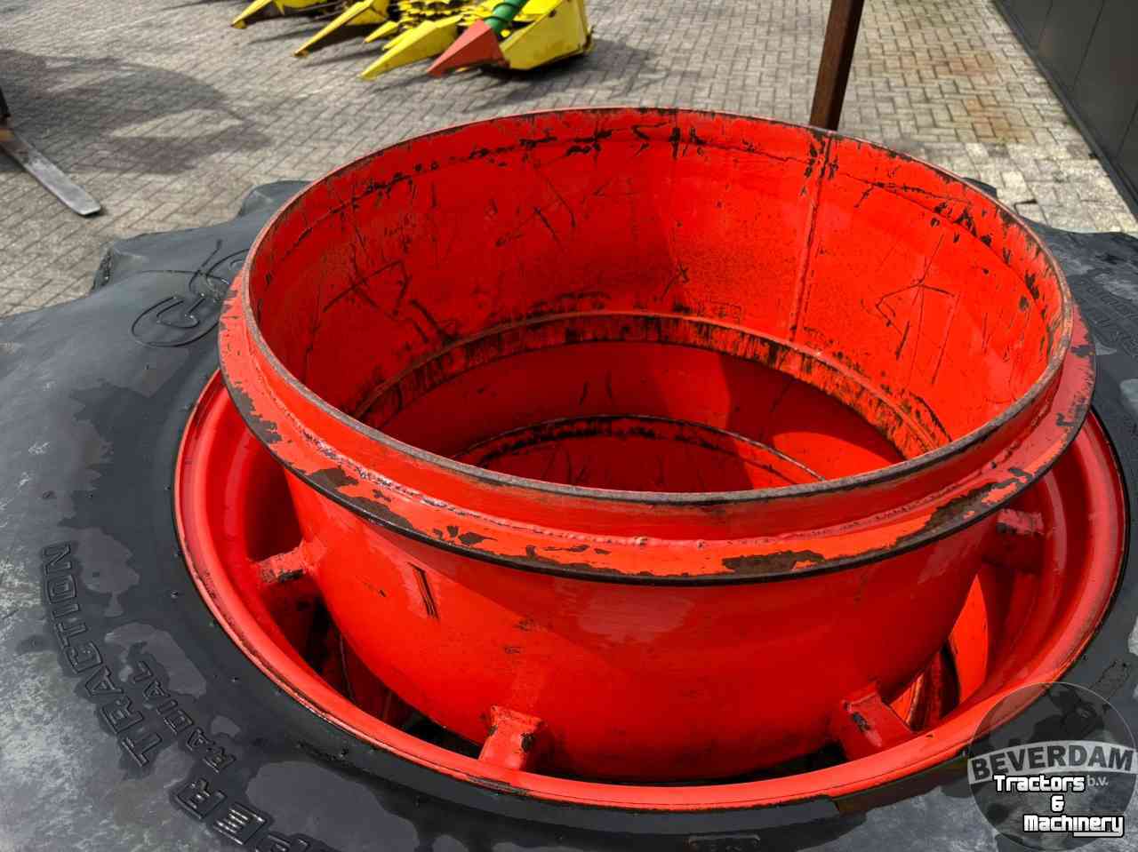 Wielen, Banden, Velgen & Afstandsringen Good Year 20.8R38 dubbellucht