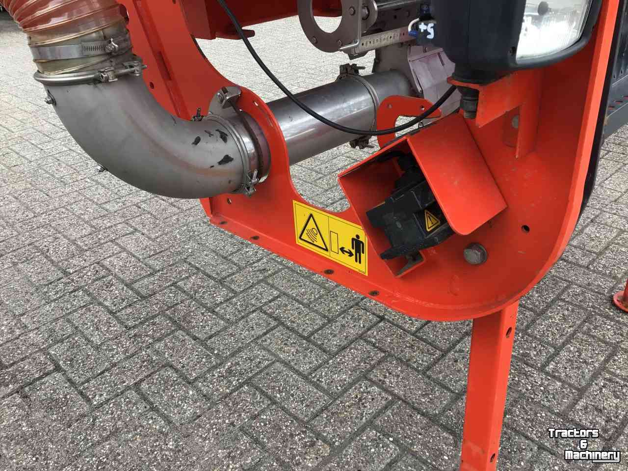 Fronttank zaaimachine Kuhn TF 1500