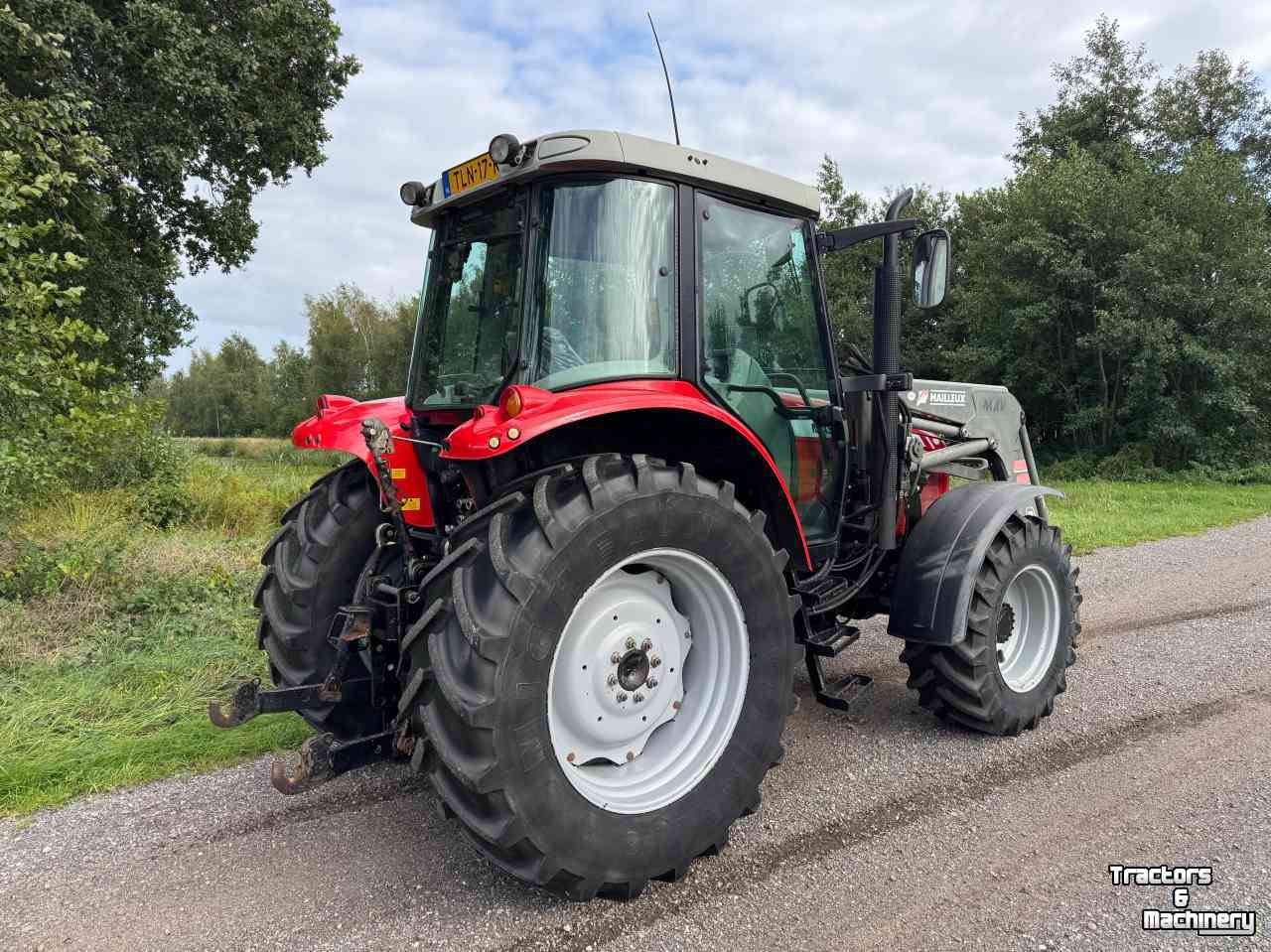 Tractor / Trekker Massey Ferguson 5435 Speedshift Tractoren