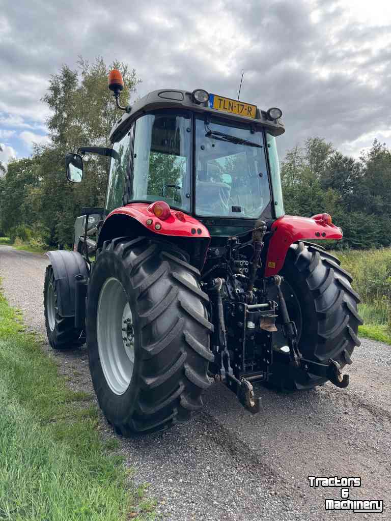 Tractor / Trekker Massey Ferguson 5435 Speedshift Tractoren