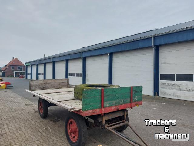 Kipper / Kiepwagen / Landbouwkipper  Plattewagen/aanhanger