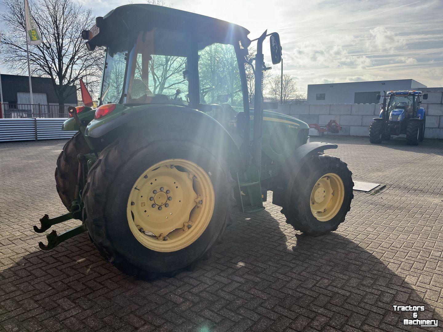 Tractor / Trekker John Deere 5080M