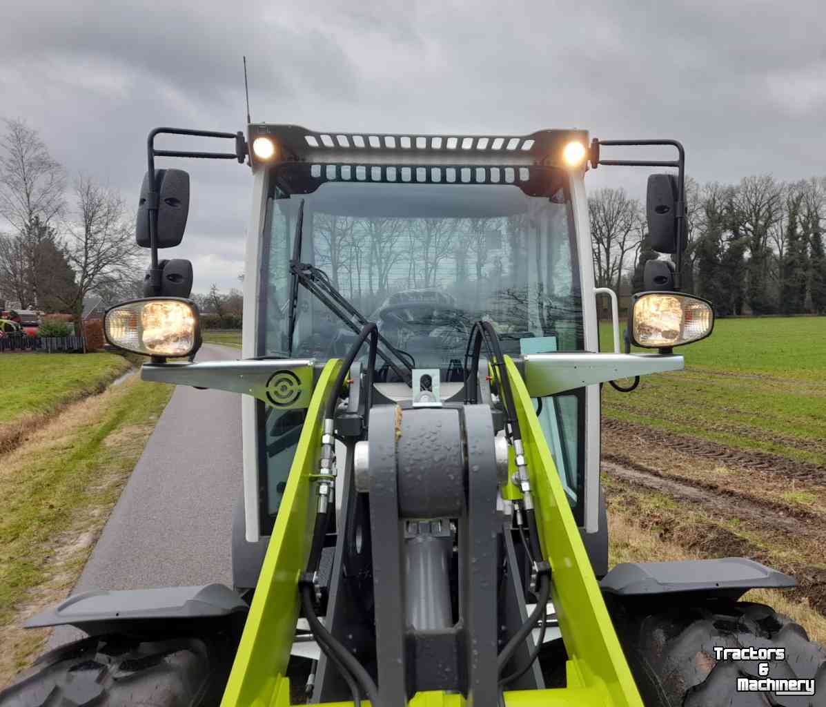 Front-laders Claas Torion 535