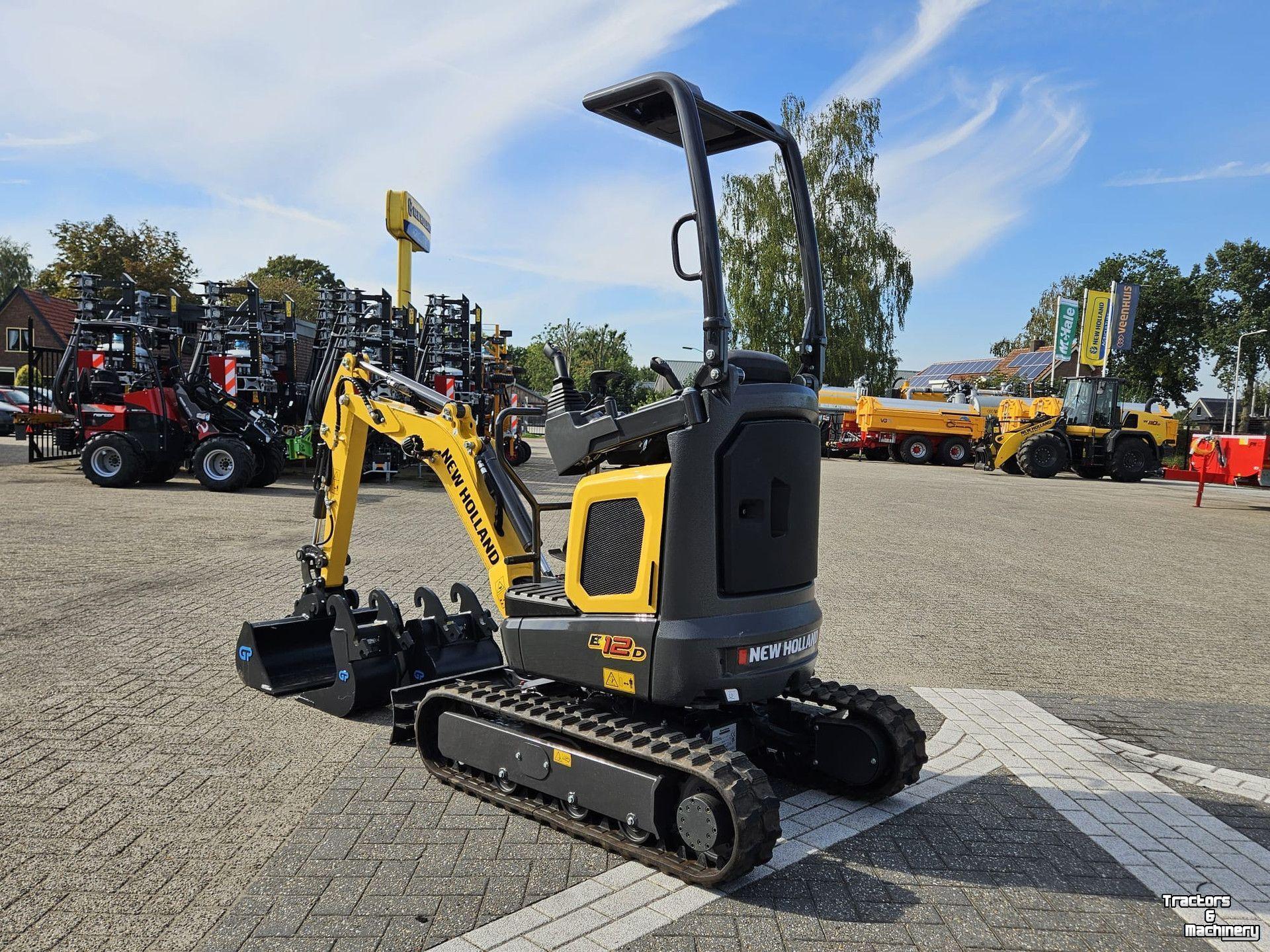 Mini-graver / Mini-graafmachine New Holland E12D Rops