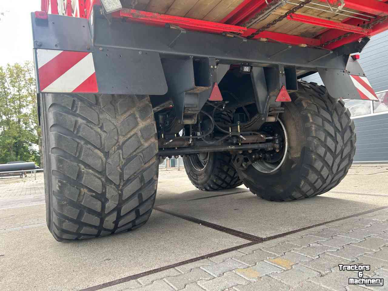 Opraapwagen Pottinger Jumbo 6000L Combiline. Gedwongen gestuurd