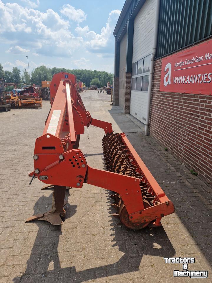 Woeler / Diepwoeler / Voorzetwoeler Kuhn Diepwoeler