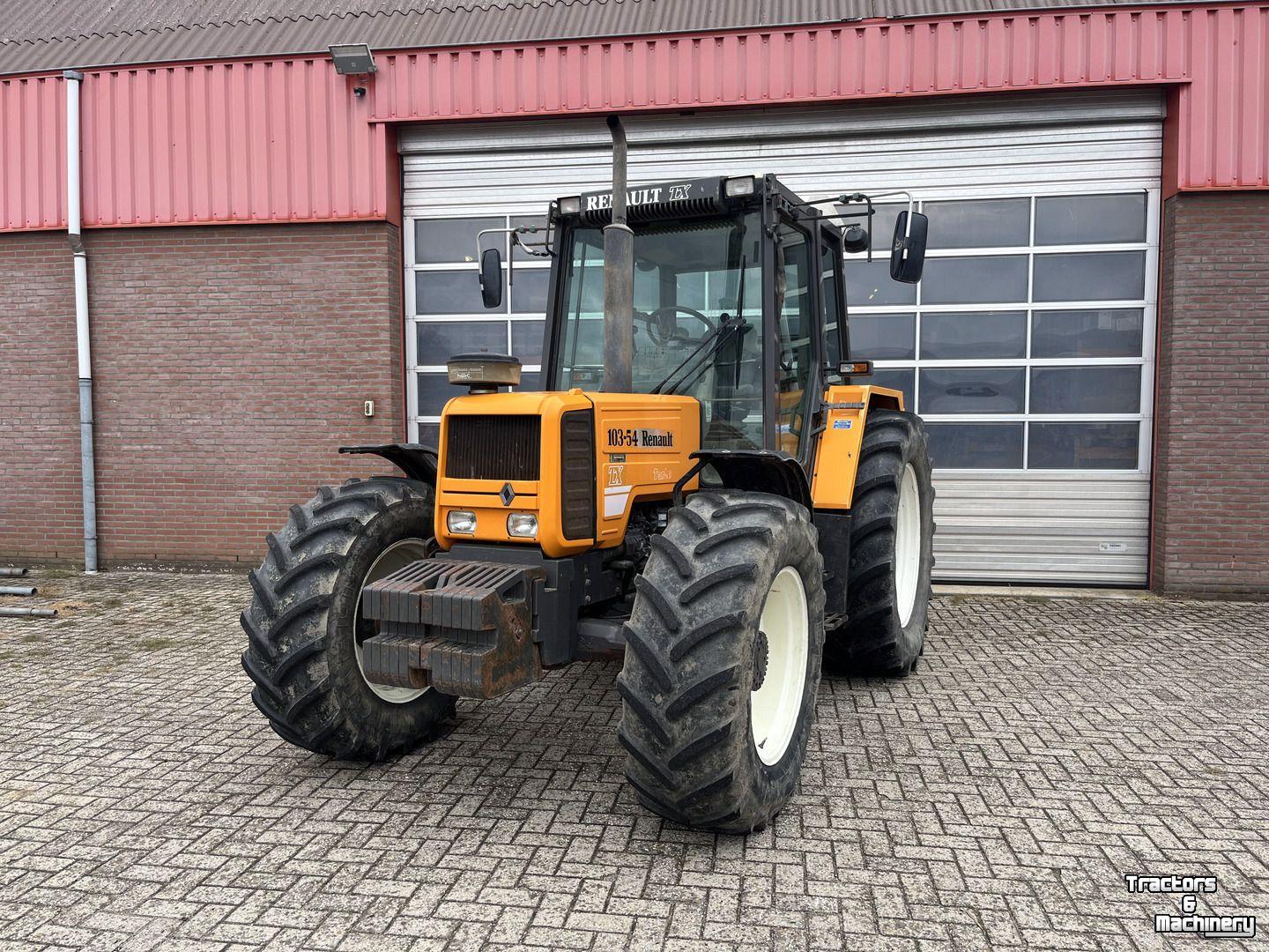 Tractor / Trekker Renault 103-54 TX