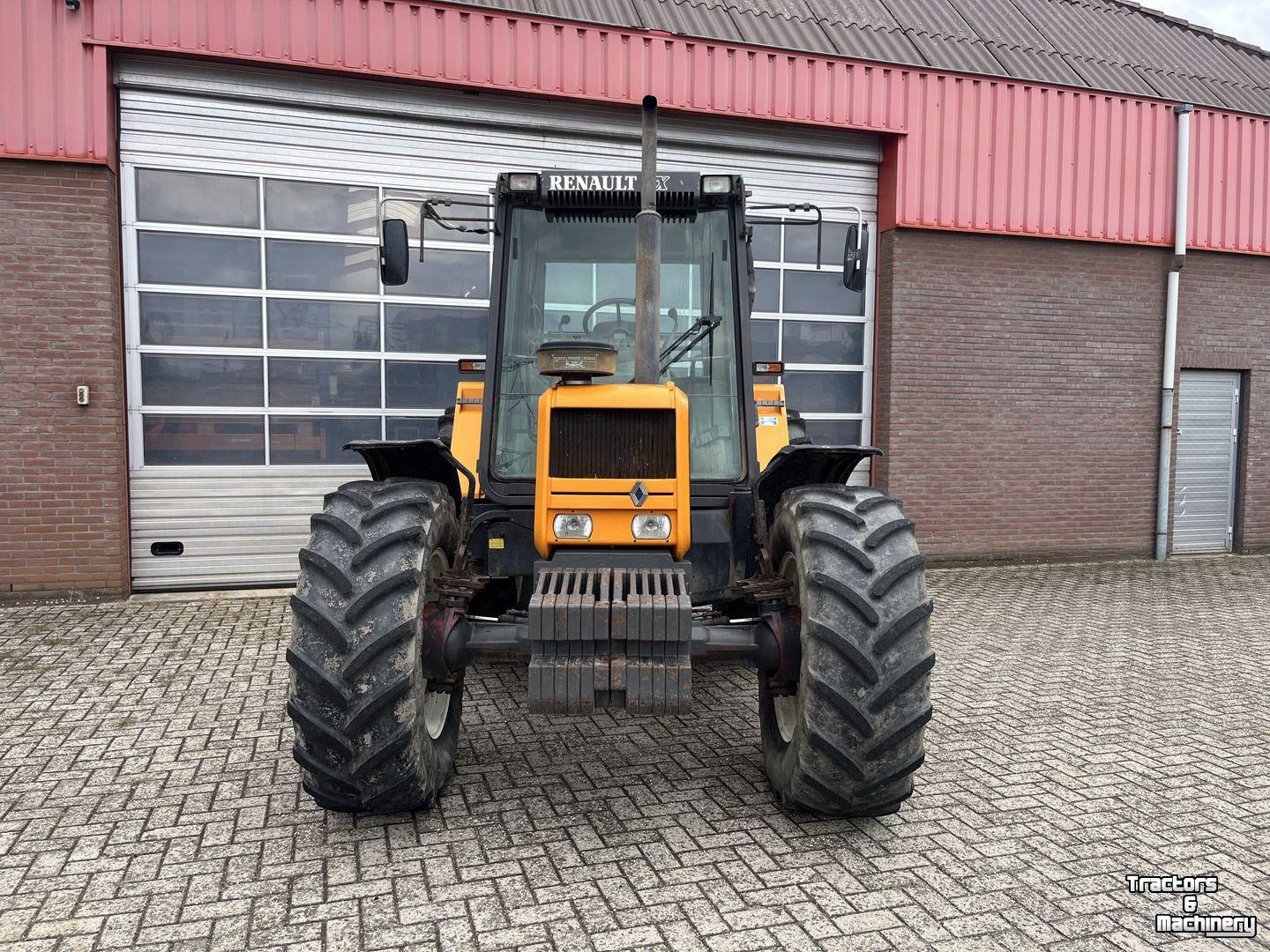 Tractor / Trekker Renault 103-54 TX
