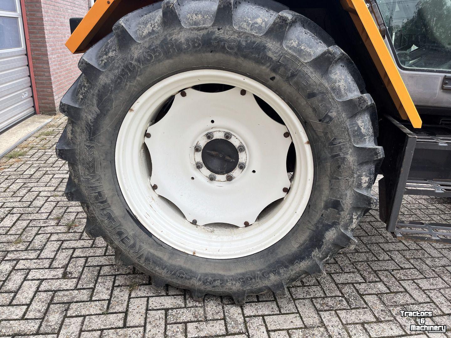 Tractor / Trekker Renault 103-54 TX