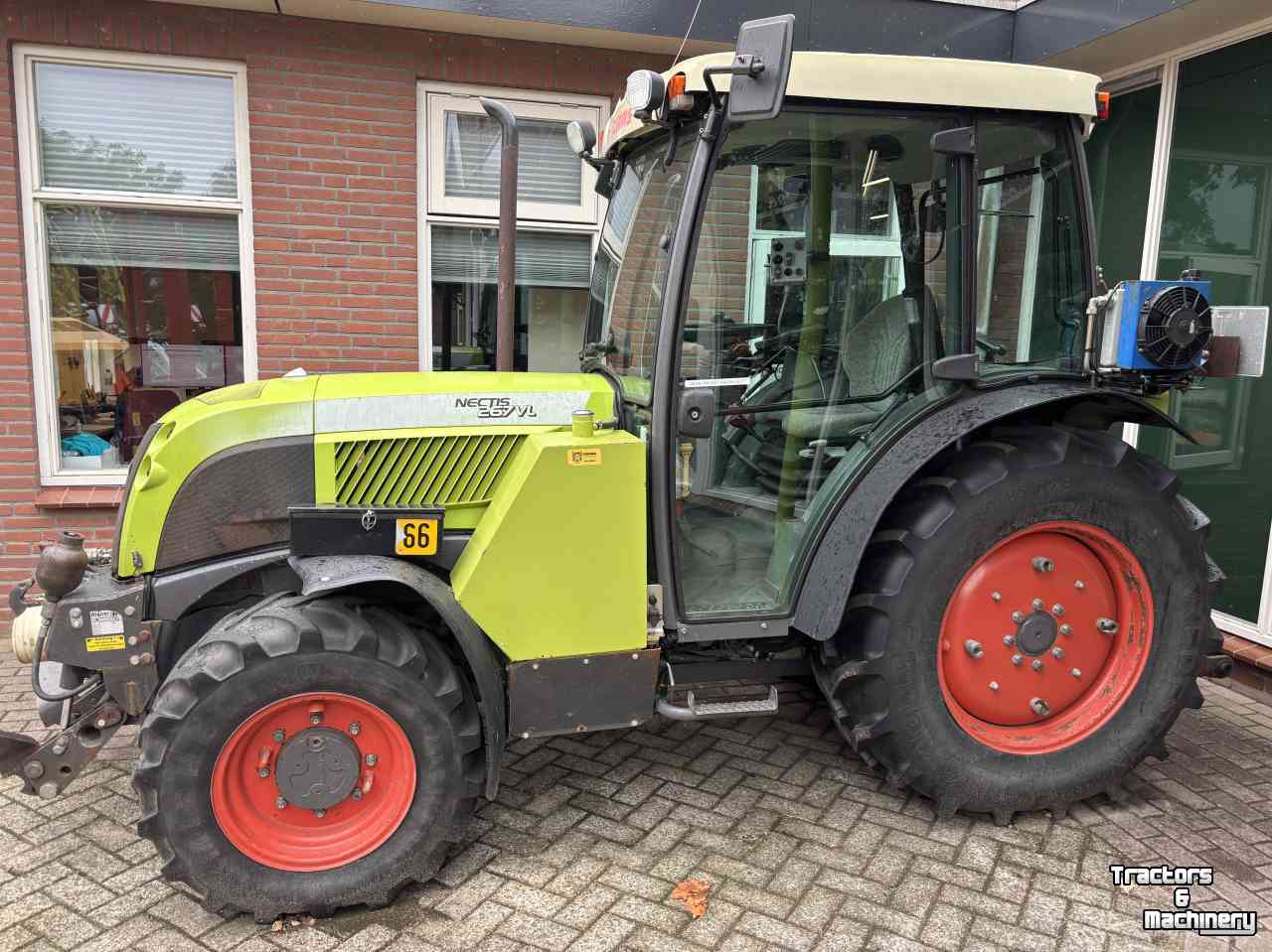 Tractor / Trekker Claas Nectis 267