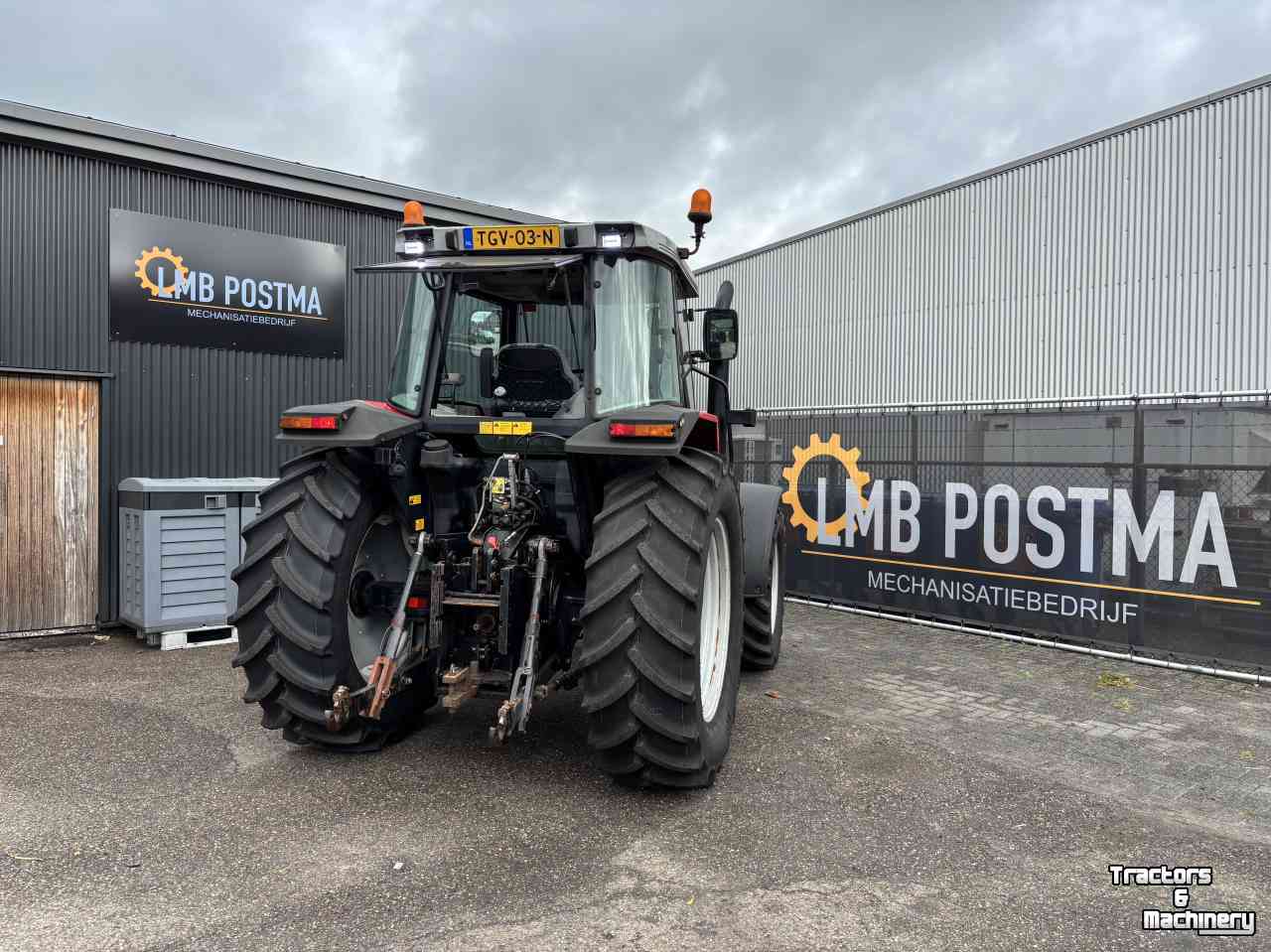 Tractor / Trekker Massey Ferguson 6255