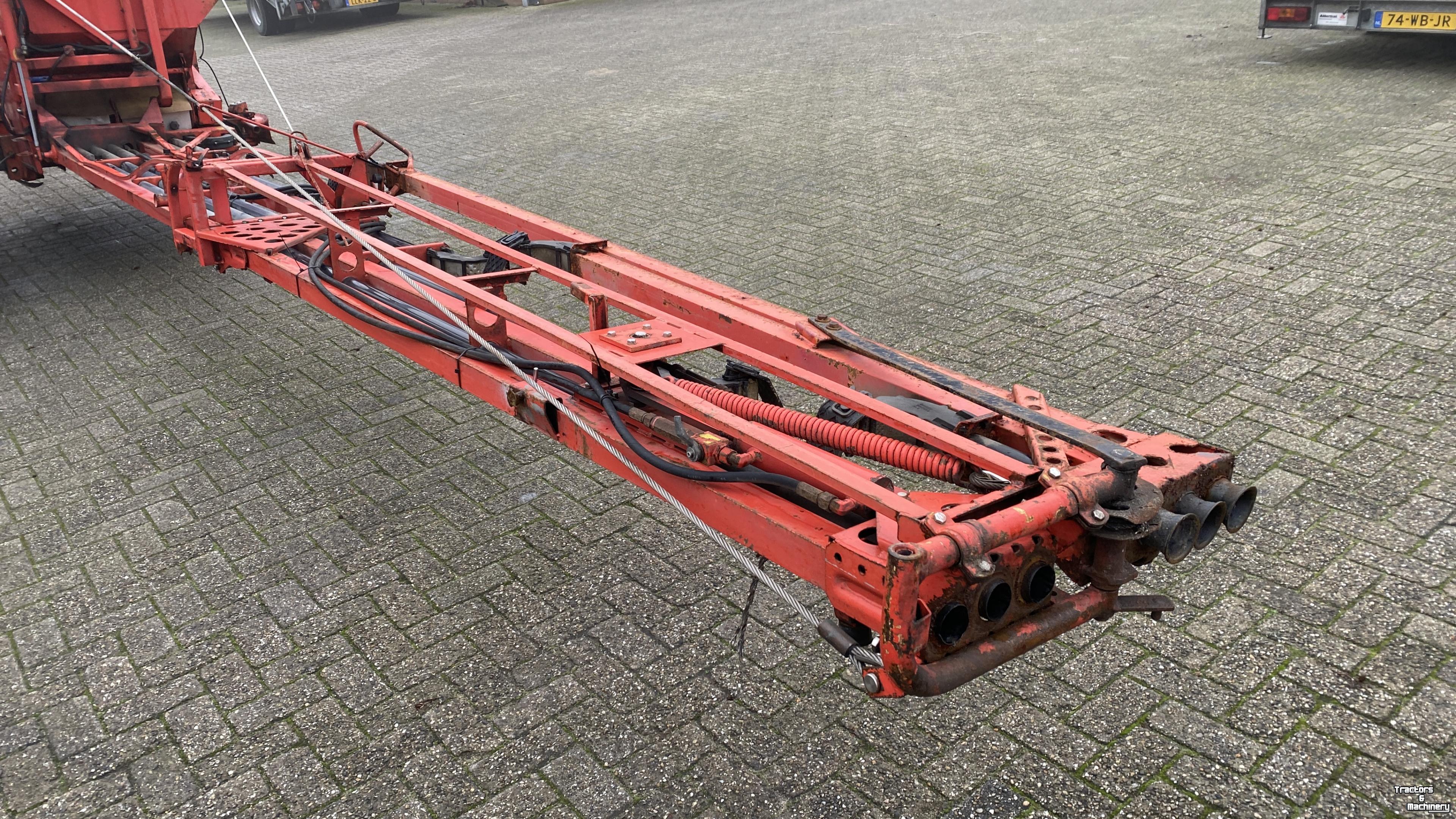 Kunstmeststrooier Rauch Aero 2221 pneumatische strooier