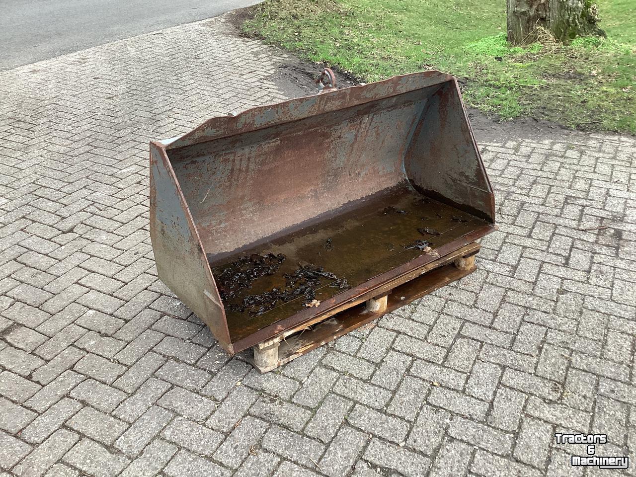 Shovel / Wiellader / Kniklader  shovel bak 1400