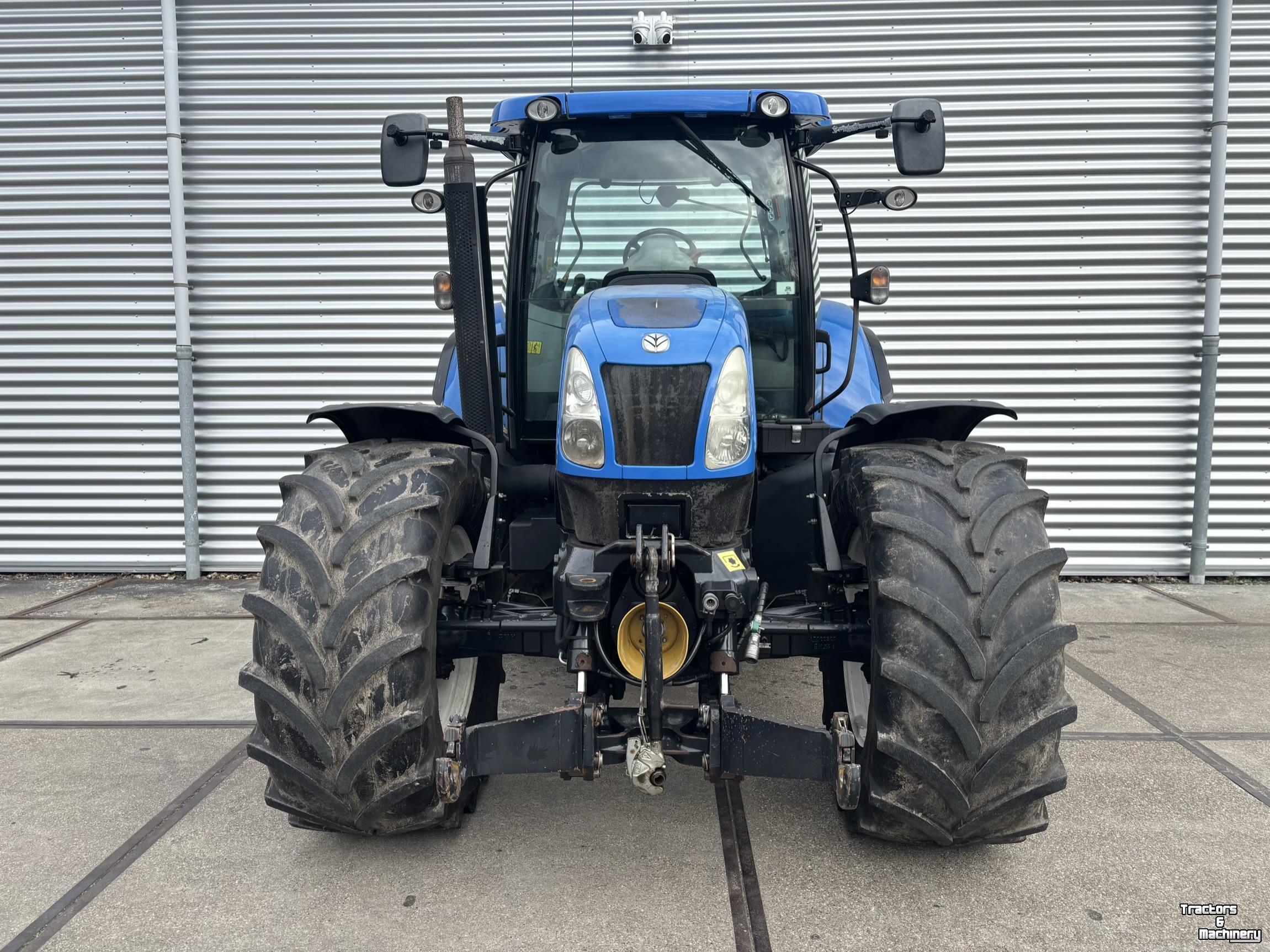 Tractor / Trekker New Holland T6050