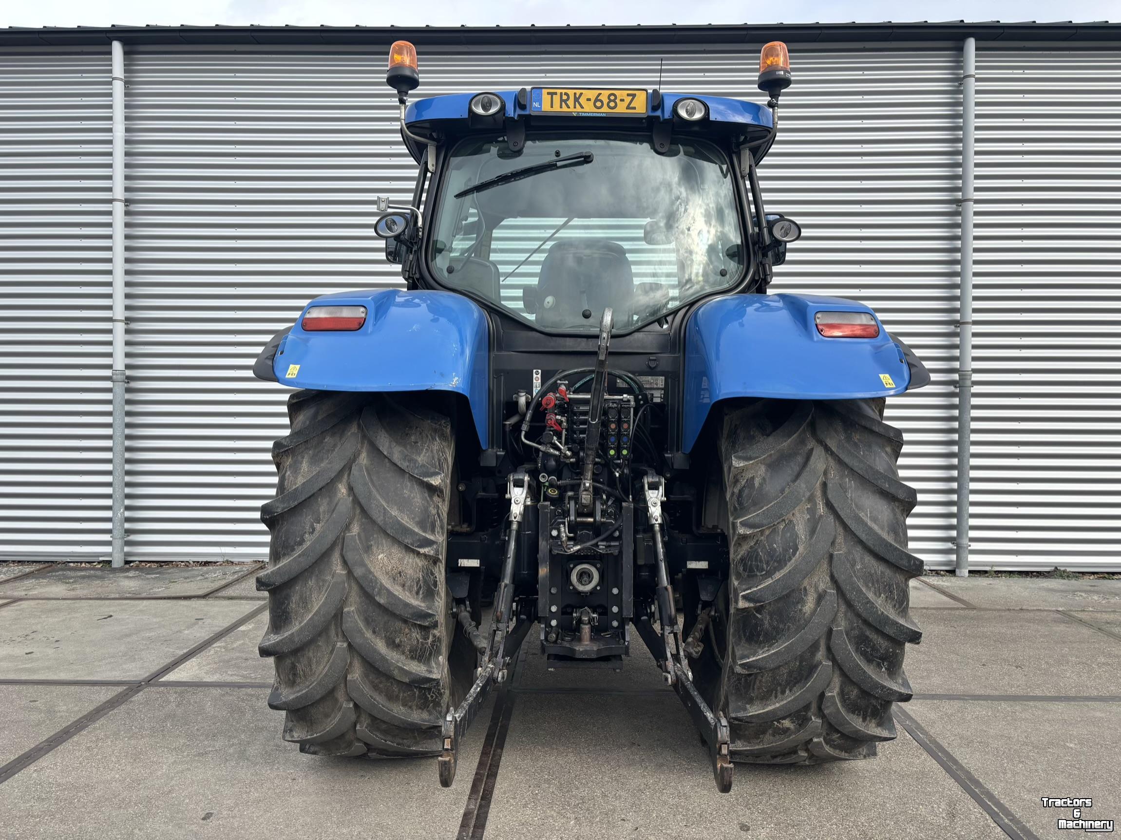 Tractor / Trekker New Holland T6050
