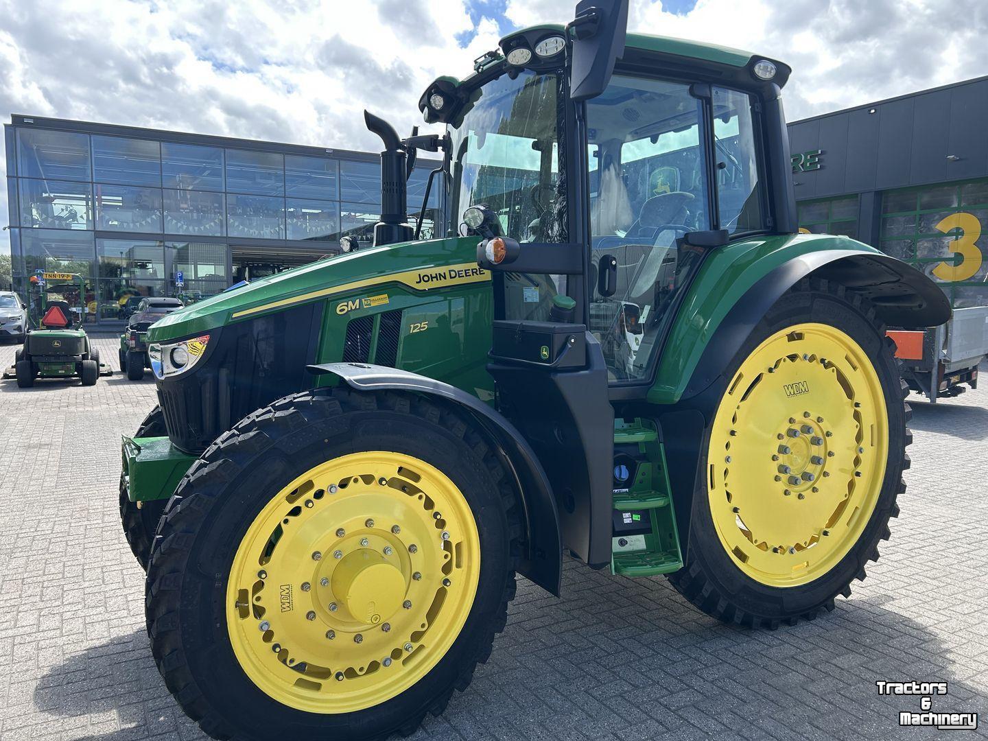 Tractor / Trekker John Deere 6M 125