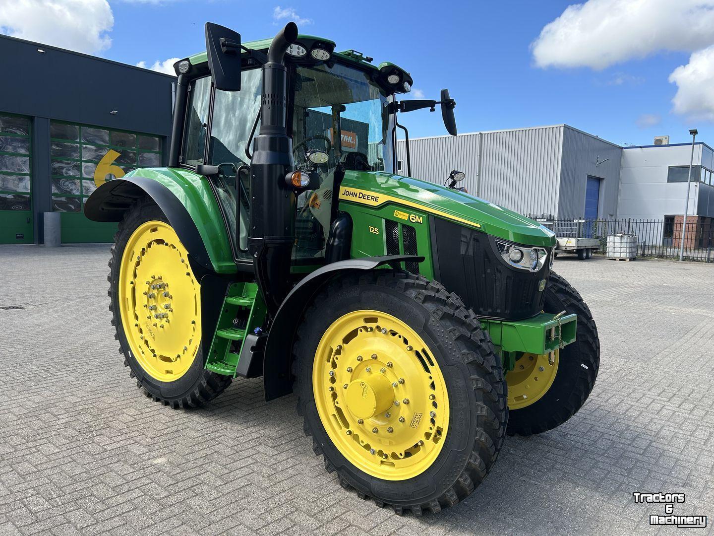 Tractor / Trekker John Deere 6M 125