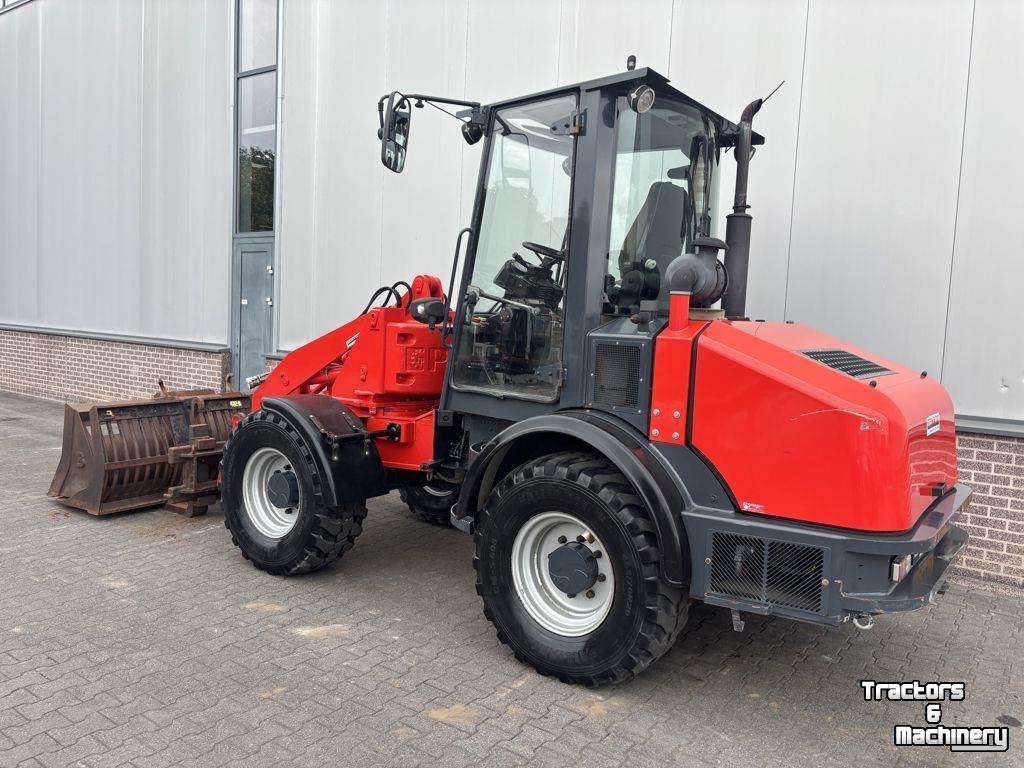 Shovel / Wiellader / Kniklader Paus SL 755
