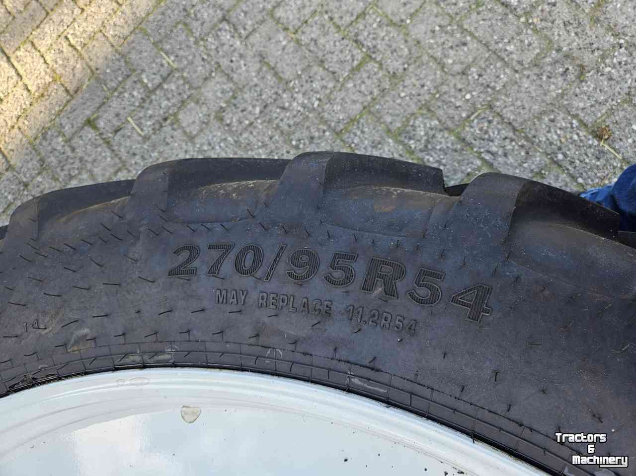 Wielen, Banden, Velgen & Afstandsringen  Bandenset New Holland TS 11.2R54 11.2R38